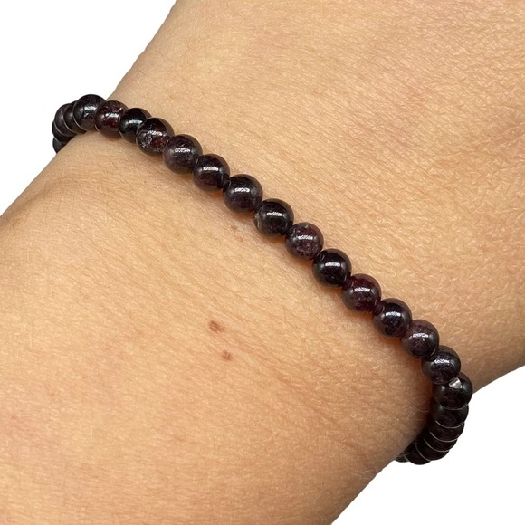 4mm Garnet Gemstone Beaded Stretch Bracelet Stone Crystal Dark Red Boho Beads - Picture 4 of 5